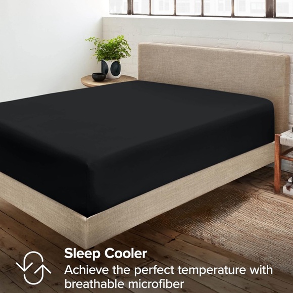 Premium Fitted Sheet Solid Deep Pocket Soft Microfiber Breathable Bottom Sheets - Picture 1 of 7